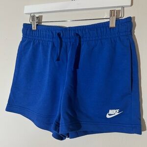 Nike Sportswear Sweatshorts S Royal Blue